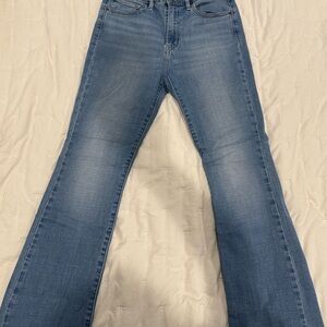 Levi 725 High Rise Bootcut